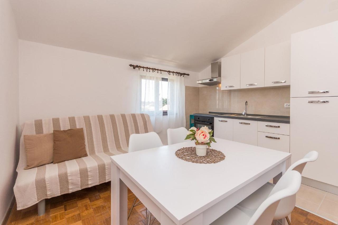Apartment Lucija Biograd Na Moru Εξωτερικό φωτογραφία