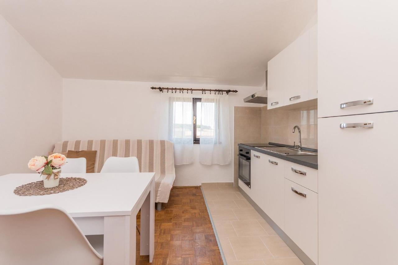 Apartment Lucija Biograd Na Moru Εξωτερικό φωτογραφία